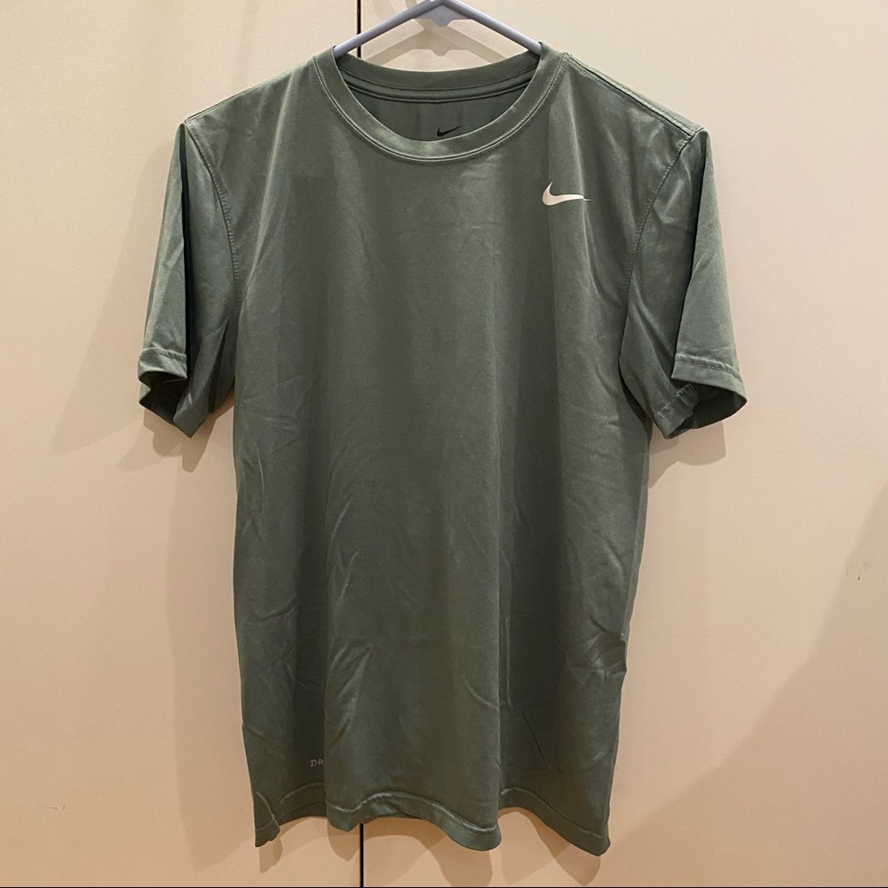 Nike Dri-Fit Legend Men’s Training T-Shirt